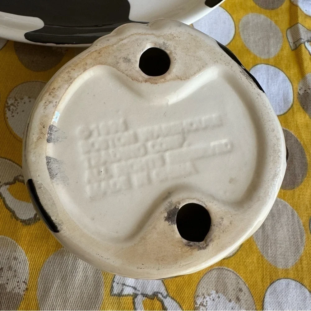 Vintage 1993 black and white cow appetizer and dip tray and cup